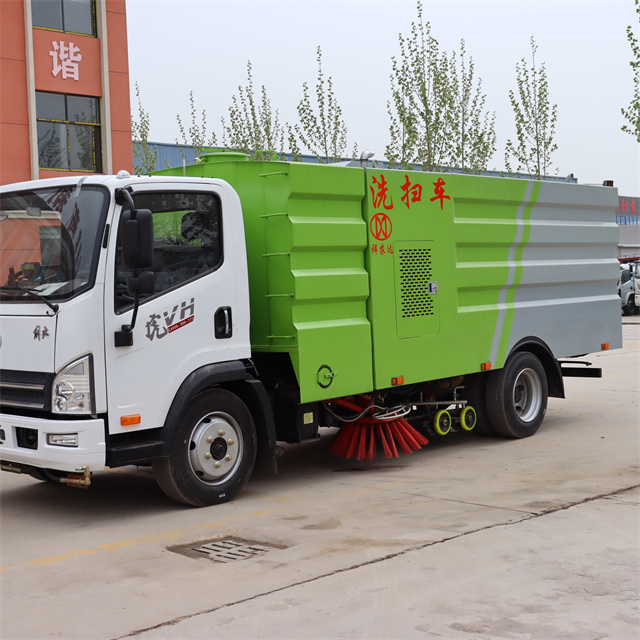 8 Cubic Meters of Road Maintenance Vehicle