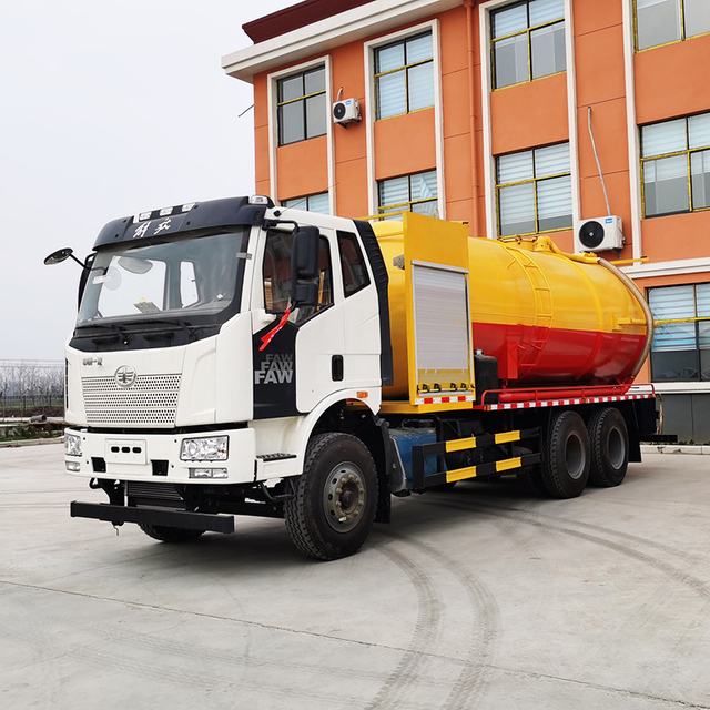 Xiangnongda Brand SGW5258GQWF Cleaning And Suction Truck