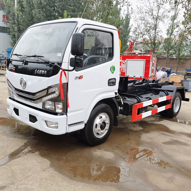 Dongfeng 5 Cubic Hook Arm Garbage Truck